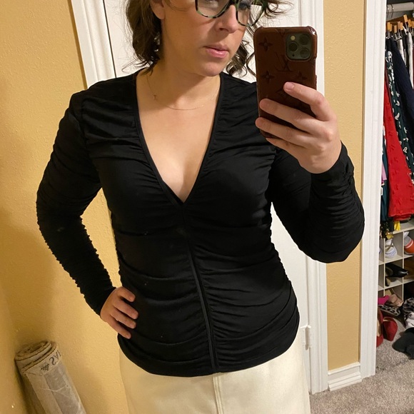 H&M Tops - Sexy Deep V-Neck Gathered Stretch Knit Top